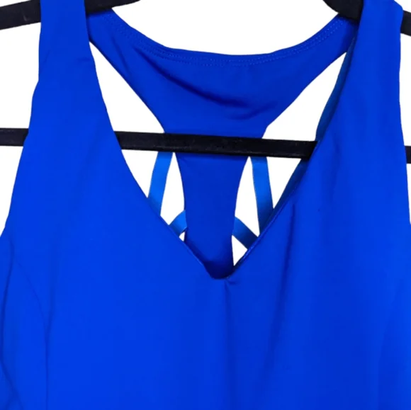 Fabletics Women's Blue Criss Cross Sports Bra 💙✨ - Picture 6 of 11